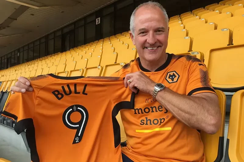 Wolves: Lịch sử "Bầy sói" và những hào quang quá khứ 4 Tiền đạo vĩ nhất của CLB - Steve Bull
