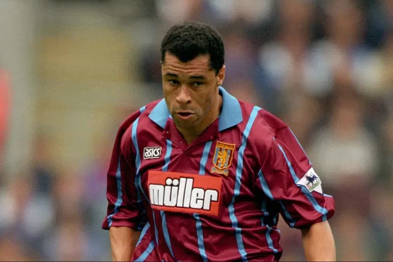 Aston Villa: Lịch sử CLB và danh hiệu quý giá của The Lions 4 Huyền thoại Paul McGrath